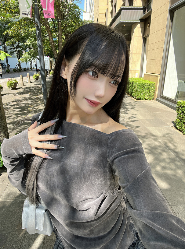 シアーベロアワンショルダートップス