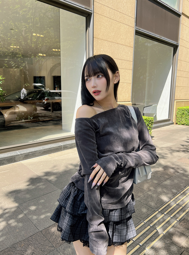 シアーベロアワンショルダートップス