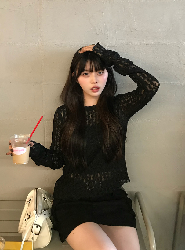 レースクルーネックトップス