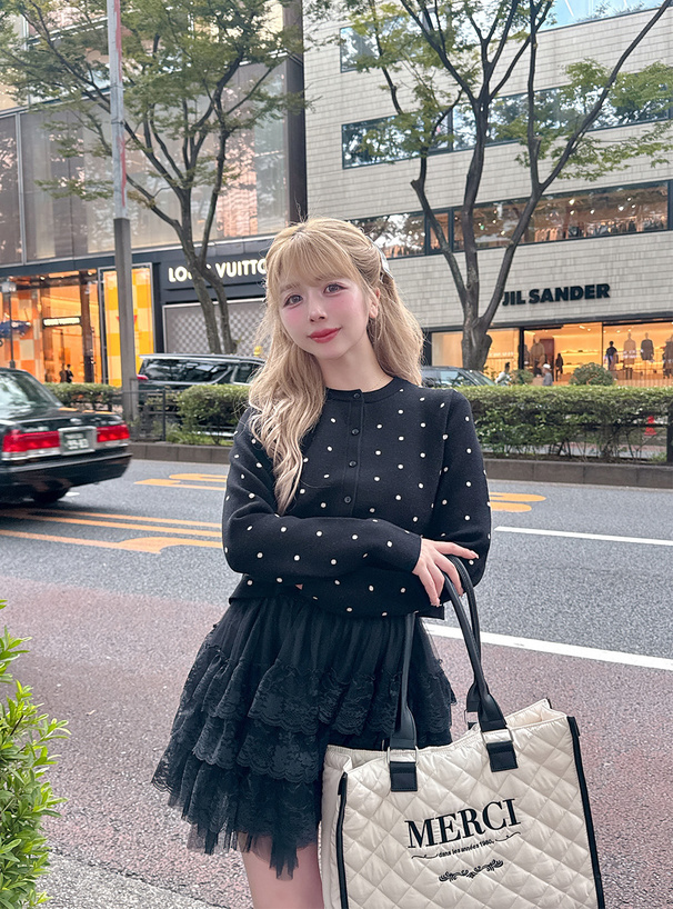 ドット柄ショート丈ニットカーディガン