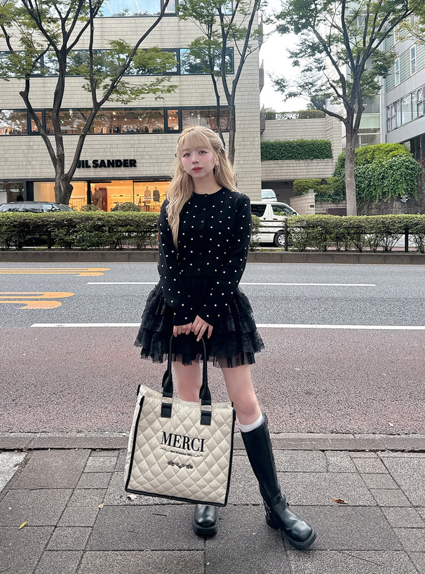 ドット柄ショート丈ニットカーディガン