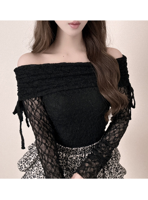 オフショルレーストップス