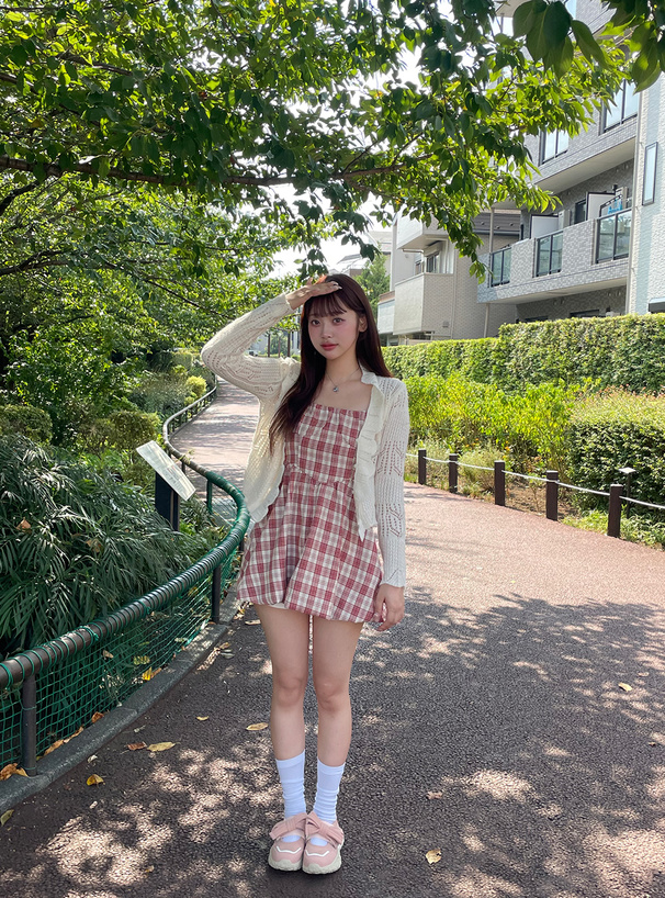 透かし編みフリルニットカーディガン