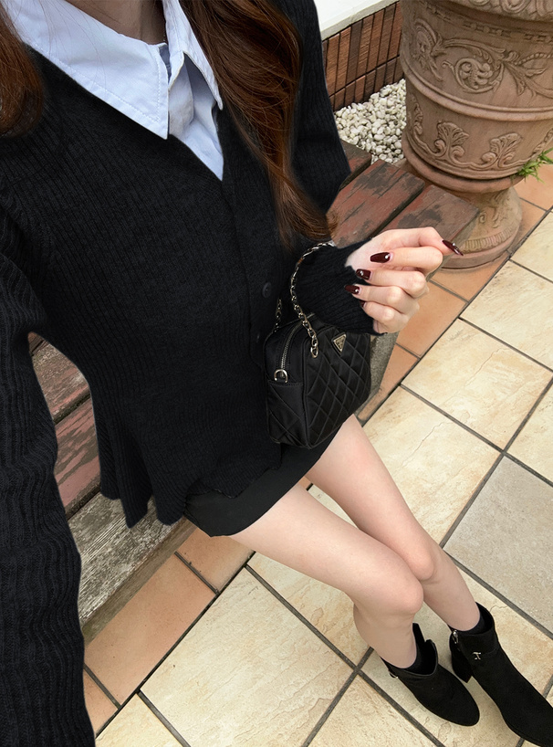 Vネックペプラムリブニットカーディガン