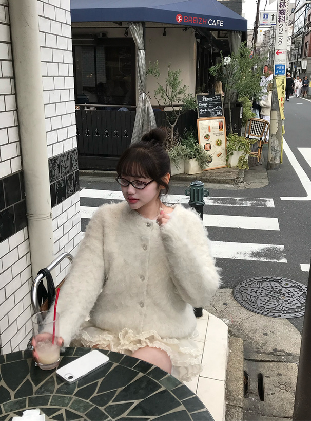 ニットカーディガン