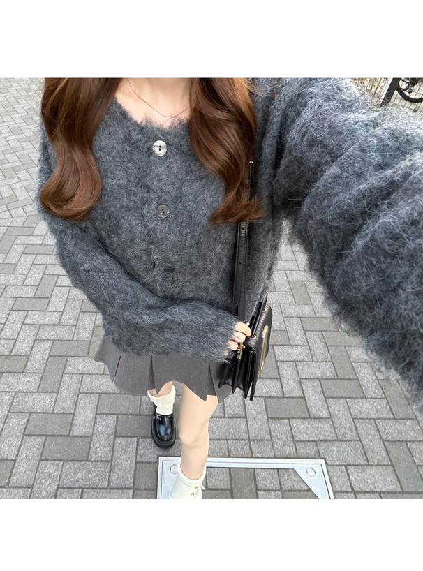 ニットカーディガン