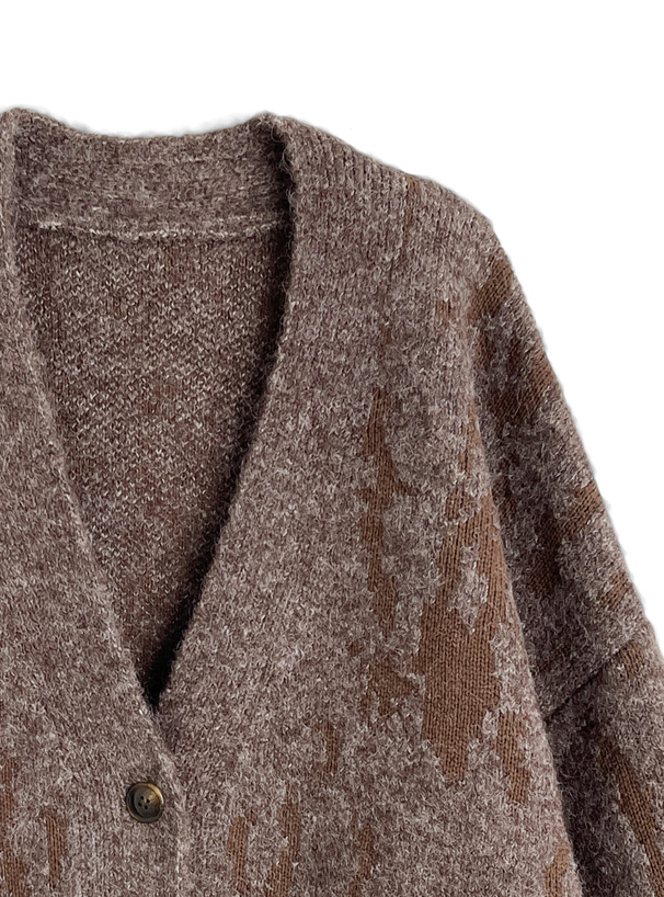 Vネックニットカーディガン