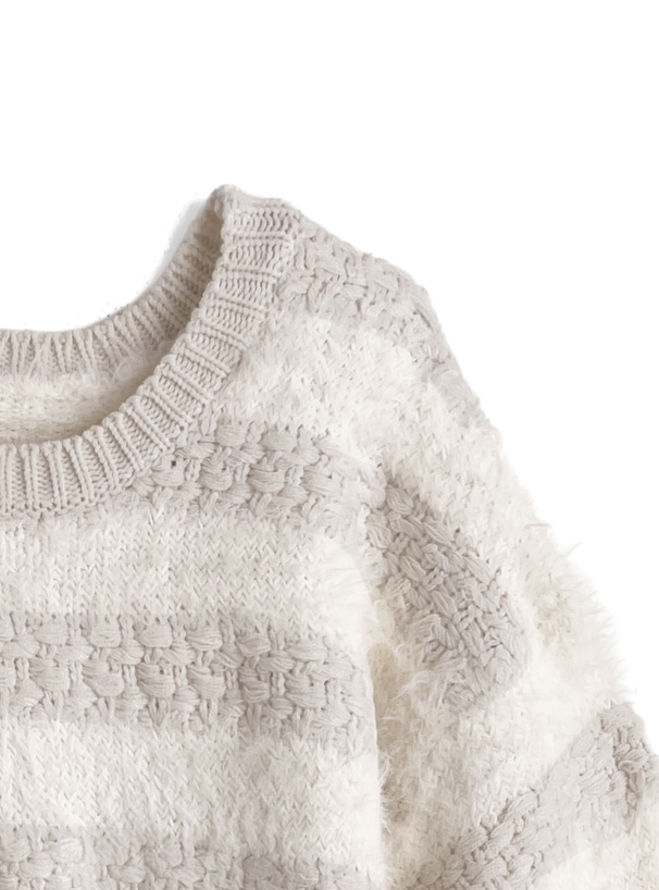 ボーダー柄シャギーニットトップス