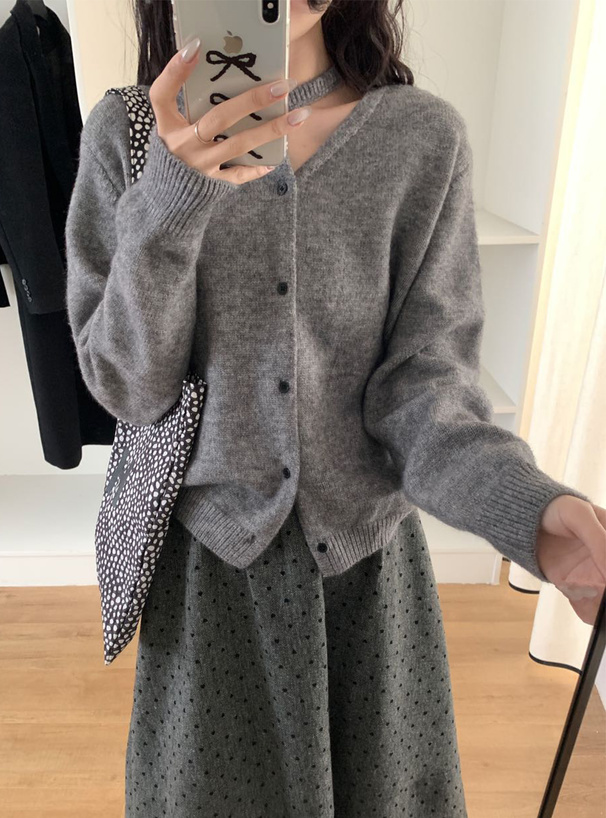 スリットネックニットトップス