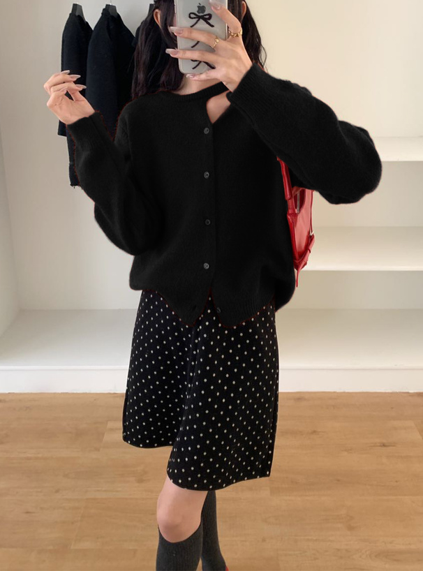 スリットネックニットトップス