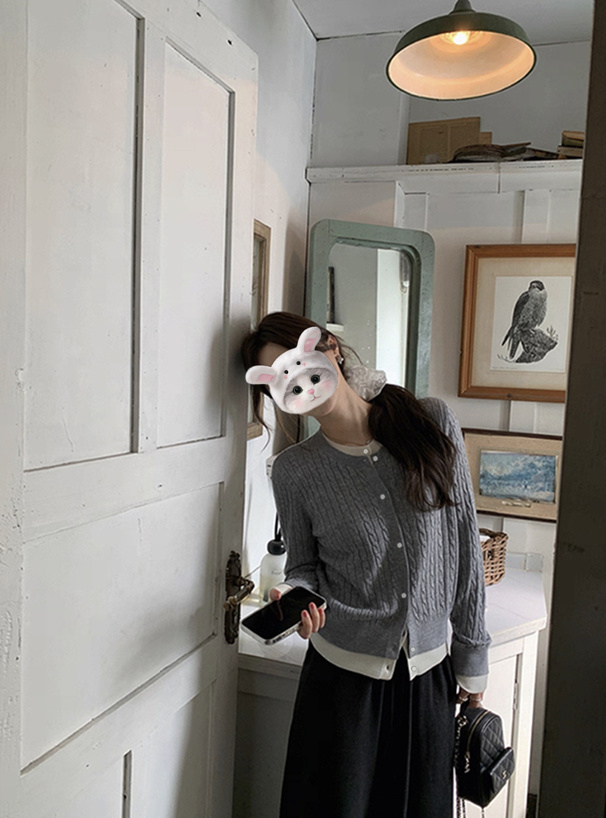 レイヤード風ケーブル編みニットカーディガン