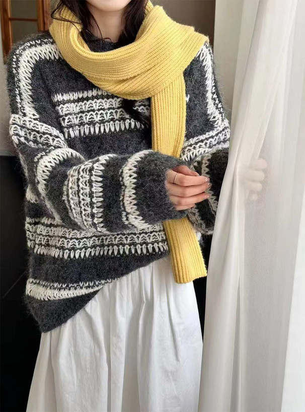 ボーダー柄ニットトップス