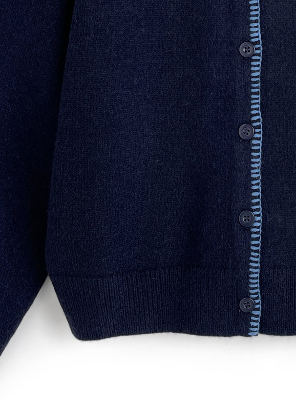 ロゴ刺繍配色ステッチカーディガン