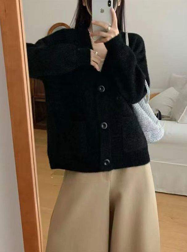 Vネックシャギーニットカーディガン