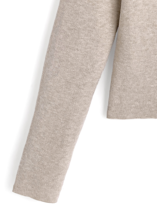 サムホール付きニットトップス