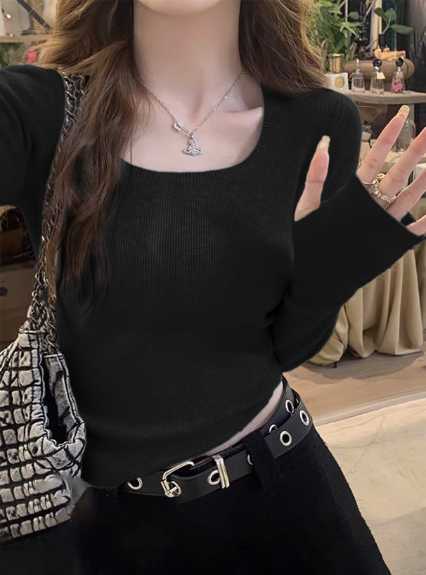 サムホール付きニットトップス