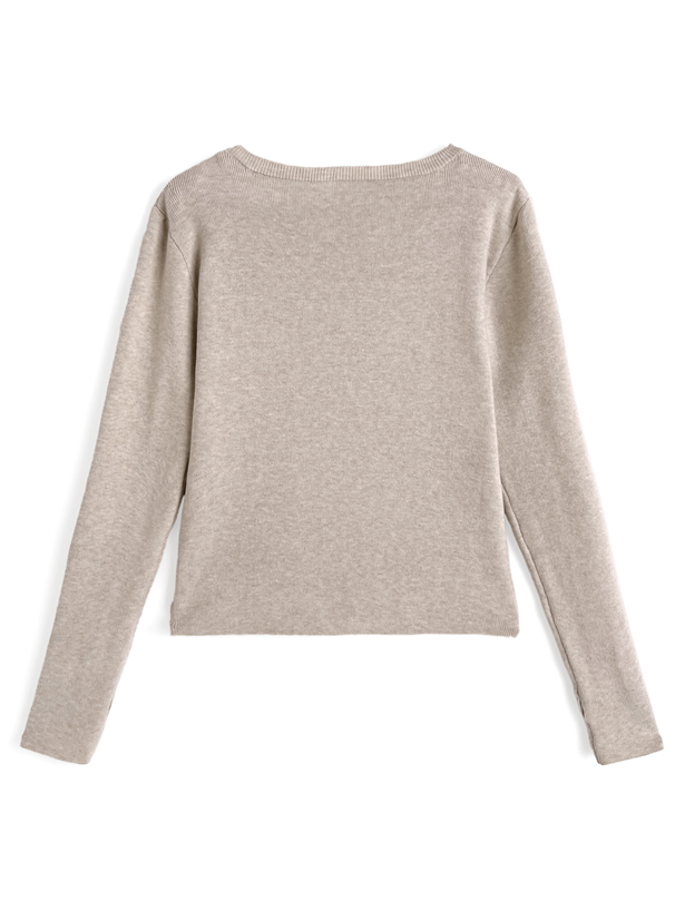 サムホール付きニットトップス