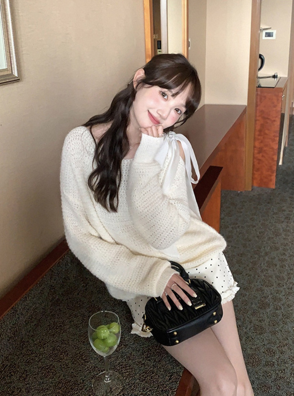 リボン付きワンショルダーニットトップス
