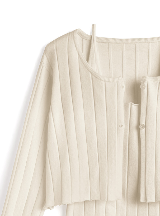 リブニットボレロ×キャミソールアンサンブル