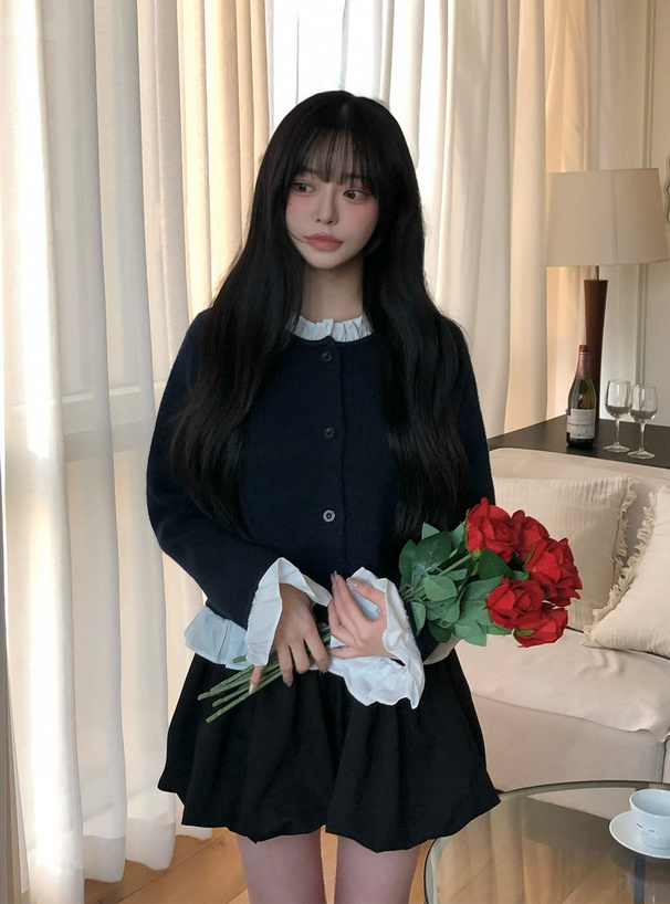 フリルレイヤード風ニットカーディガン