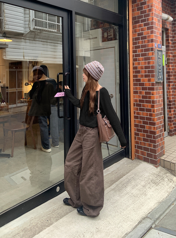 ヘンリーネックニットトップス