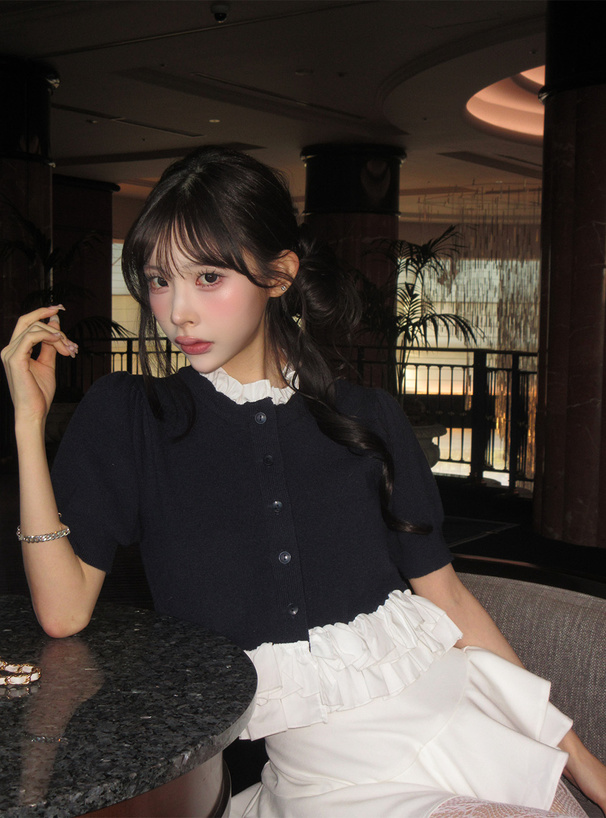 フリルドッキングニットカーディガン