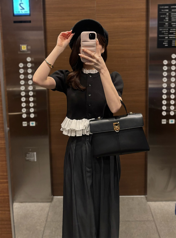 フリルドッキングニットカーディガン