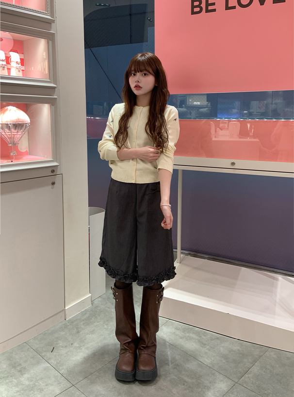 フラワー刺繍ニットカーディガン