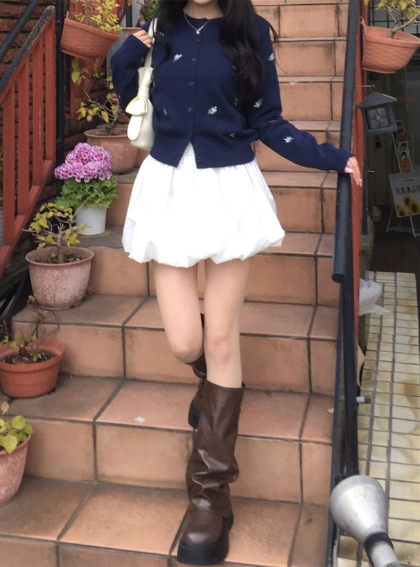 フラワー刺繍ニットカーディガン