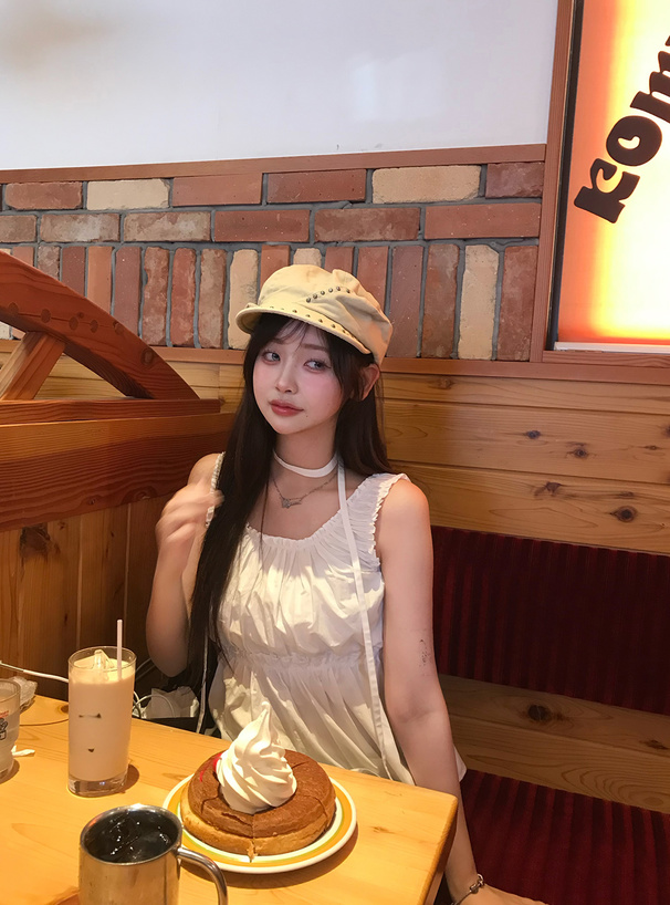 デュラスアンビエント☆ノースリーブトップス 定点観測・第236回 ノースリーブトップス ACROSS（アクロス）