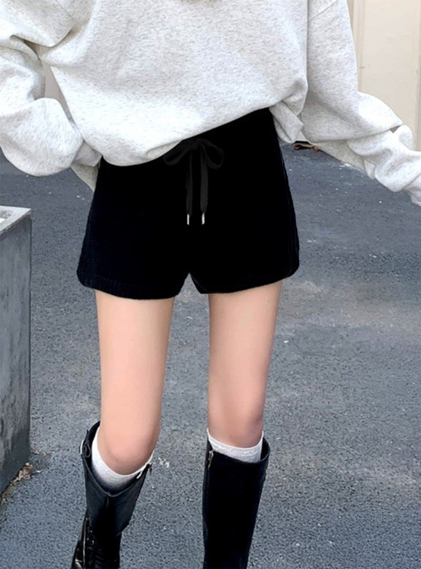 ハイウエストリブニットショートパンツ