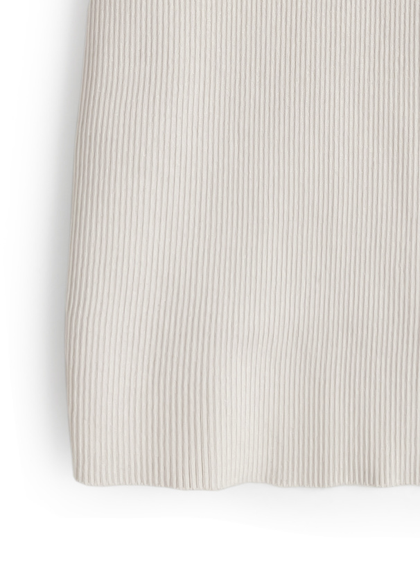 Vネック配色ステッチニットミニワンピース