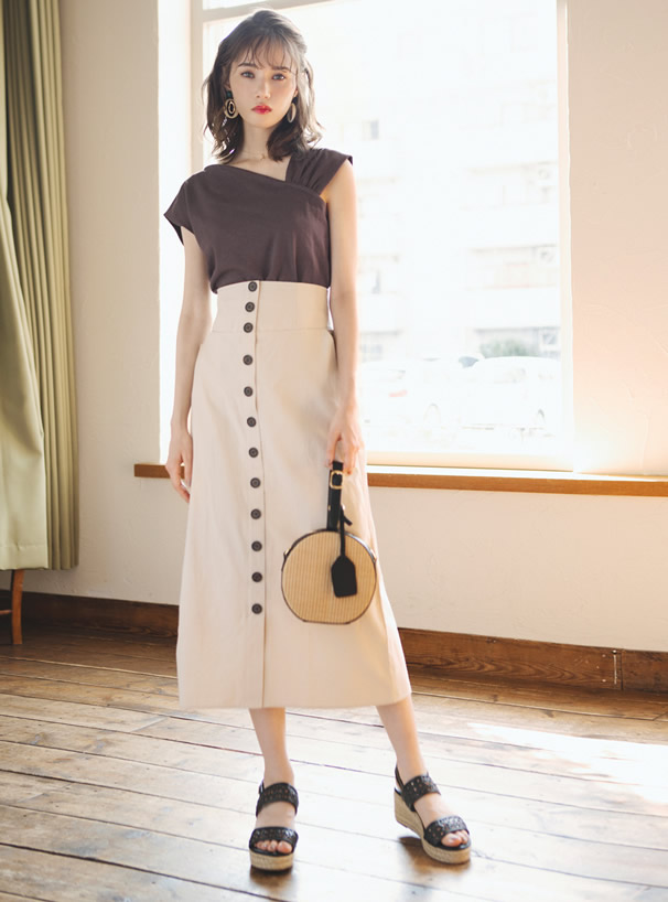 アシンメトリーデザイントップス