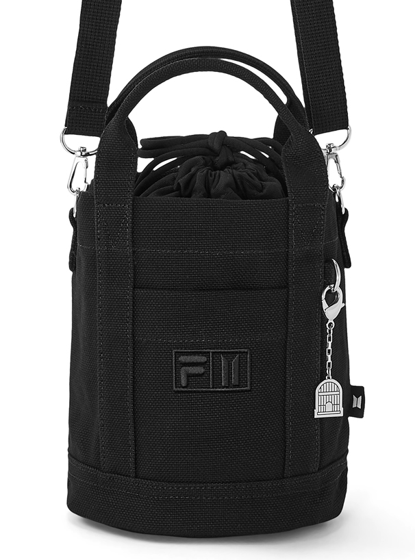 BTS 2Wayノベルティ付きBTSチャームFILAバケットバッグ