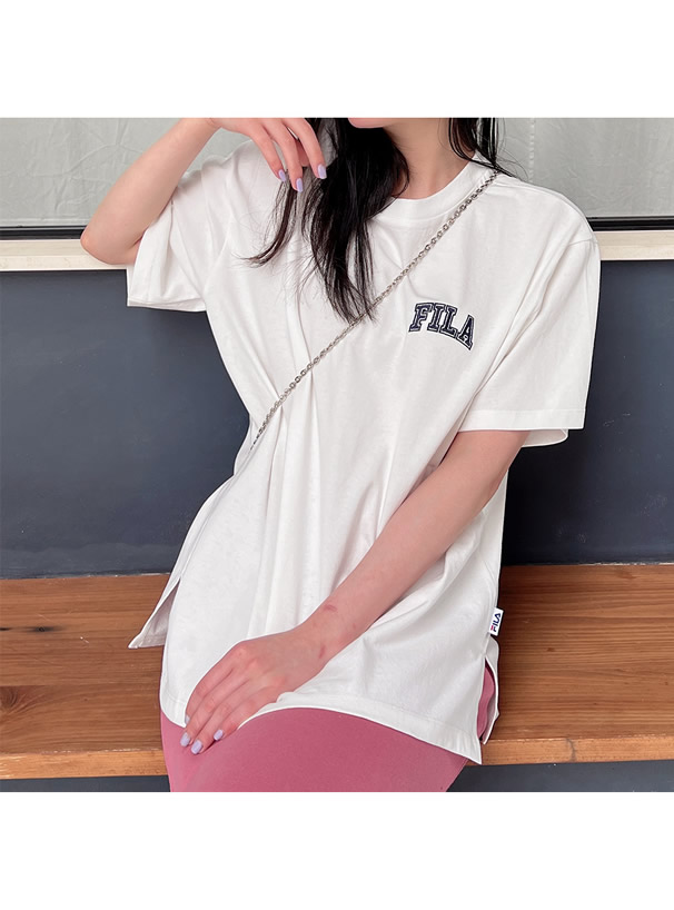 FILAロゴ刺繍サイドスリットTシャツ[ar058] | レディースファッション通販のグレイル(GRL)【公式】