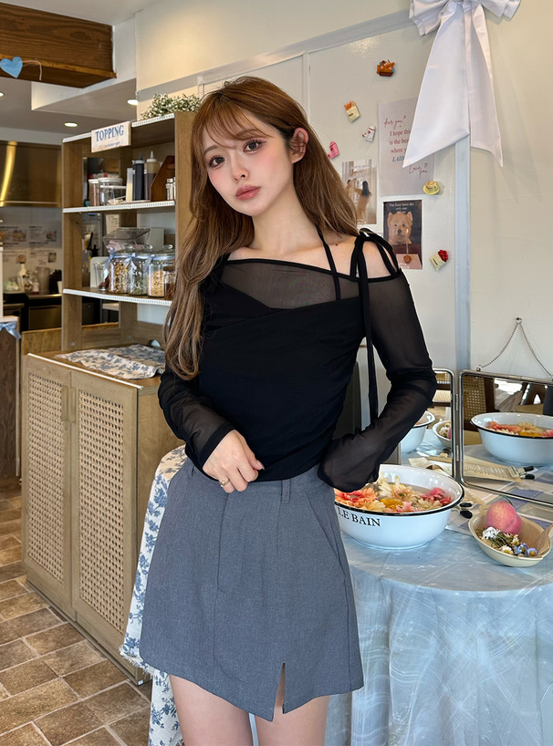 カシュクールトップスxホルターネックインナーアンサンブル