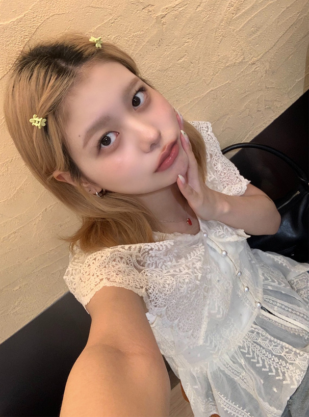 花柄レースビッグカラーノースリーブブラウス[ask144