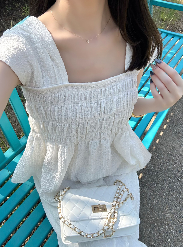 シャーリングノースリーブトップス×ワイドパンツセットアップ