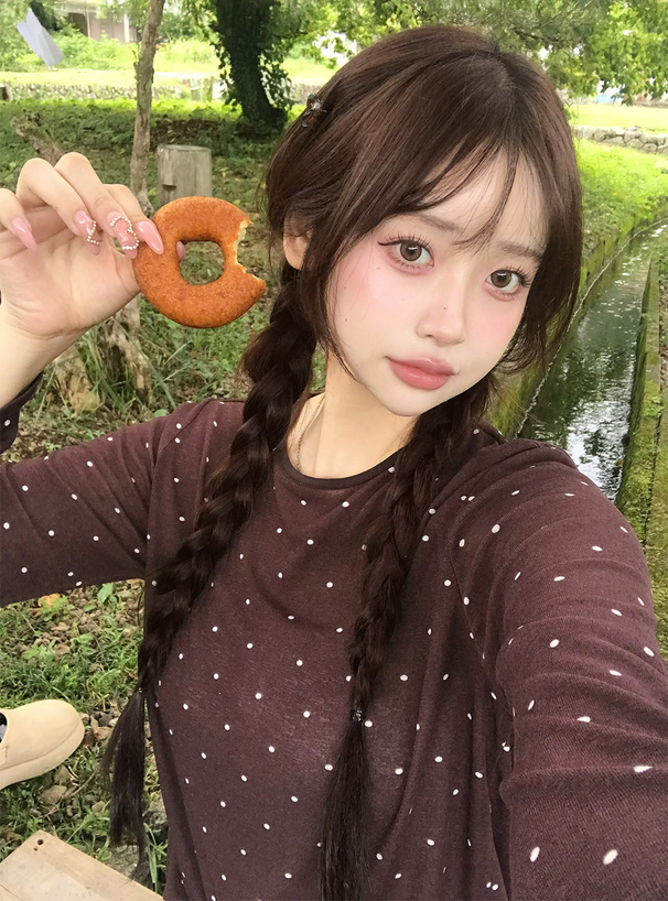 ドット柄ギャザーシアートップス