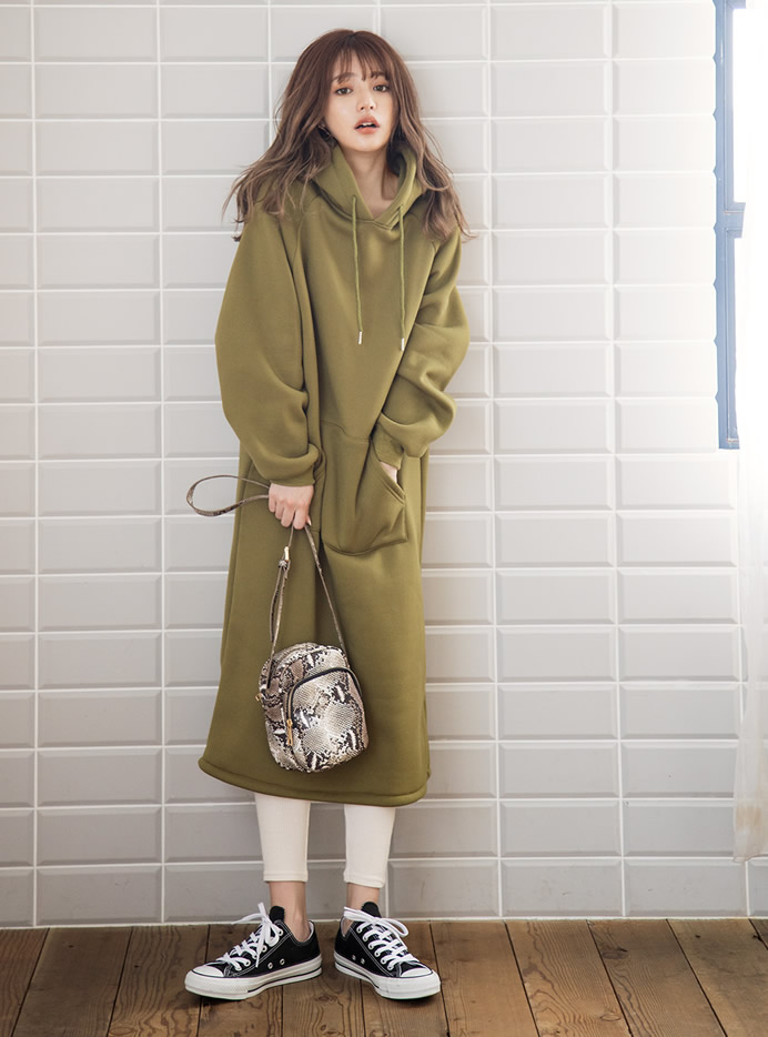 バックスリットパーカーワンピース At1179 レディースファッション通販のグレイル Grl 公式