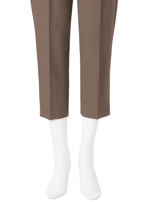 センタープレステーパードパンツ