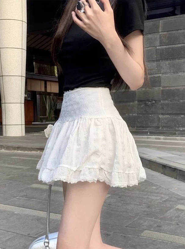 インパン裏地付きレースフレアミニスカート
