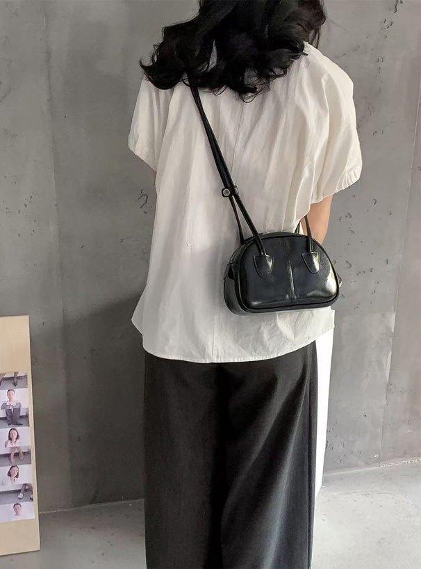 レザーラウンドショルダーバッグ[at2511] | レディース