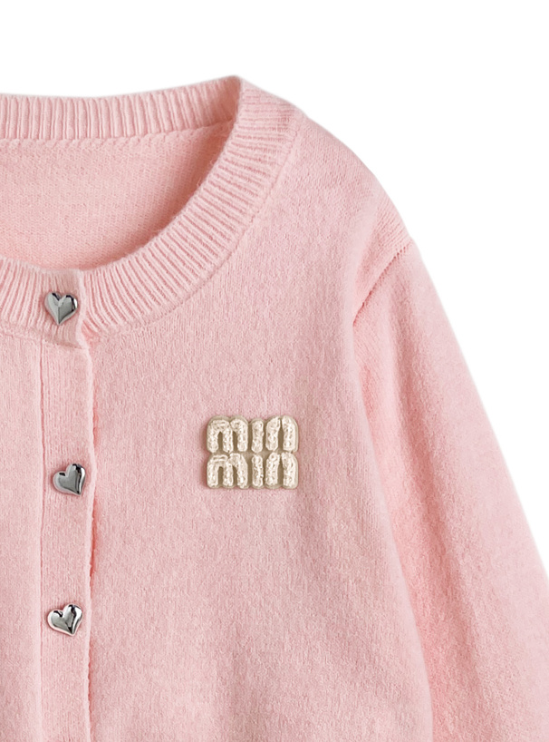 ハートボタンロゴニットカーディガン