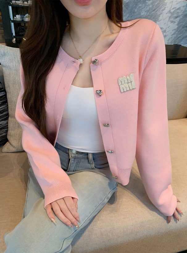 ハートボタンロゴニットカーディガン