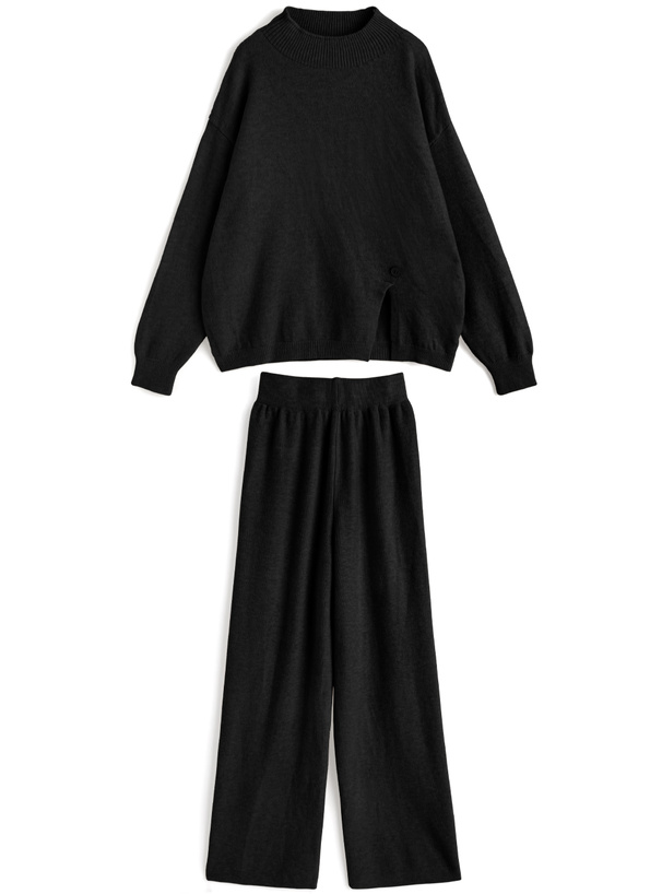 スリットトップス×ワイドパンツニットセットアップ
