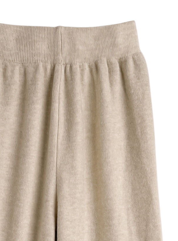 スリットトップス×ワイドパンツニットセットアップ