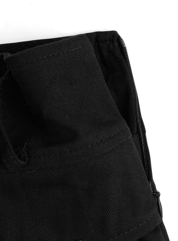 ILLIT アイリット BEB インパン・ベルト付き裾レースリミニスカート