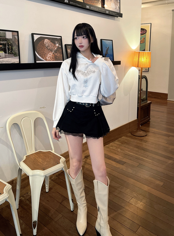 ILLIT アイリット BEB インパン・ベルト付き裾レースリミニスカート