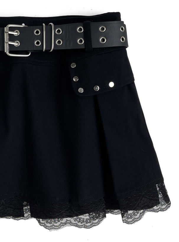 ILLIT アイリット BEB インパン・ベルト付き裾レースリミニスカート